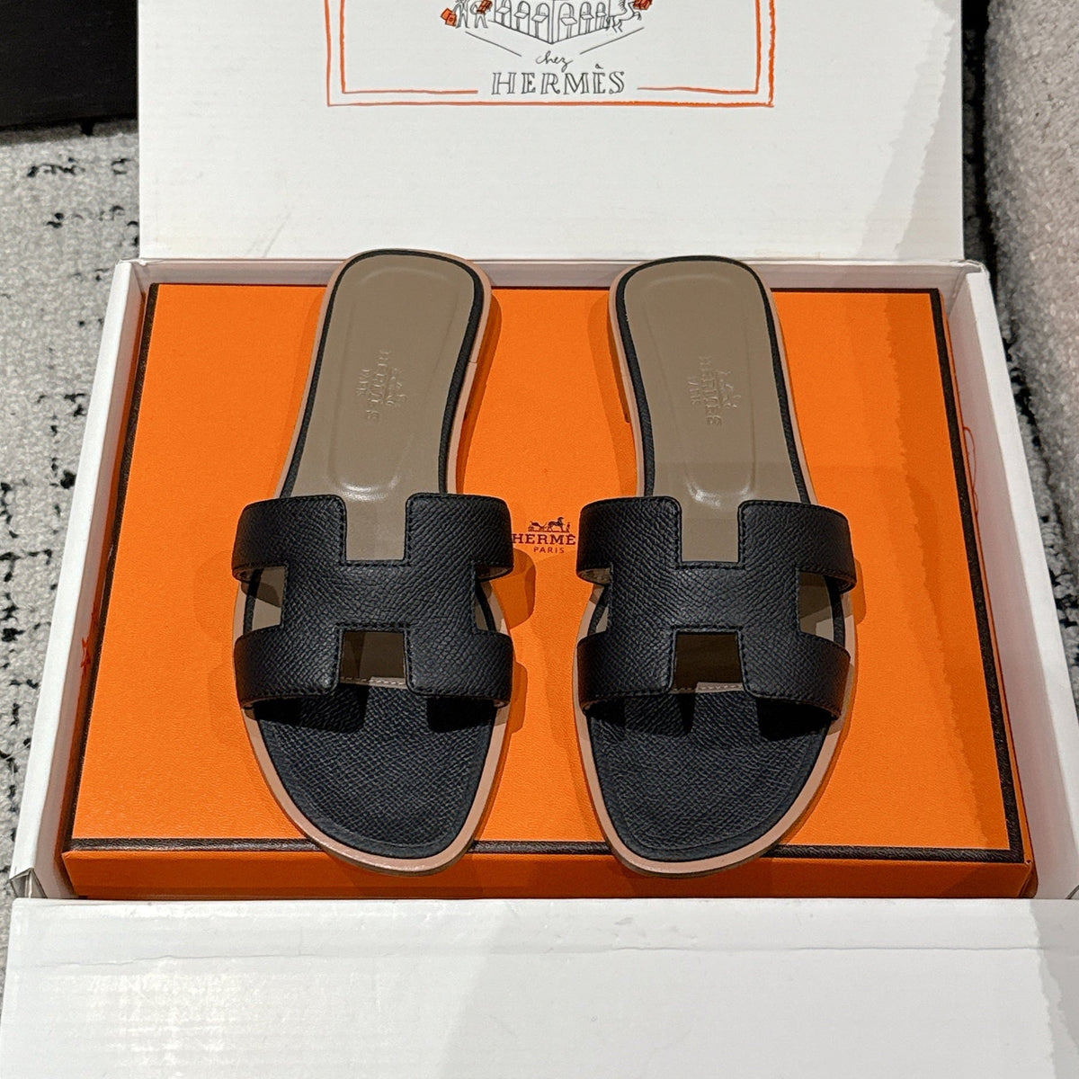 HM 25 Oran Sandal Dark Yellow Epsom
