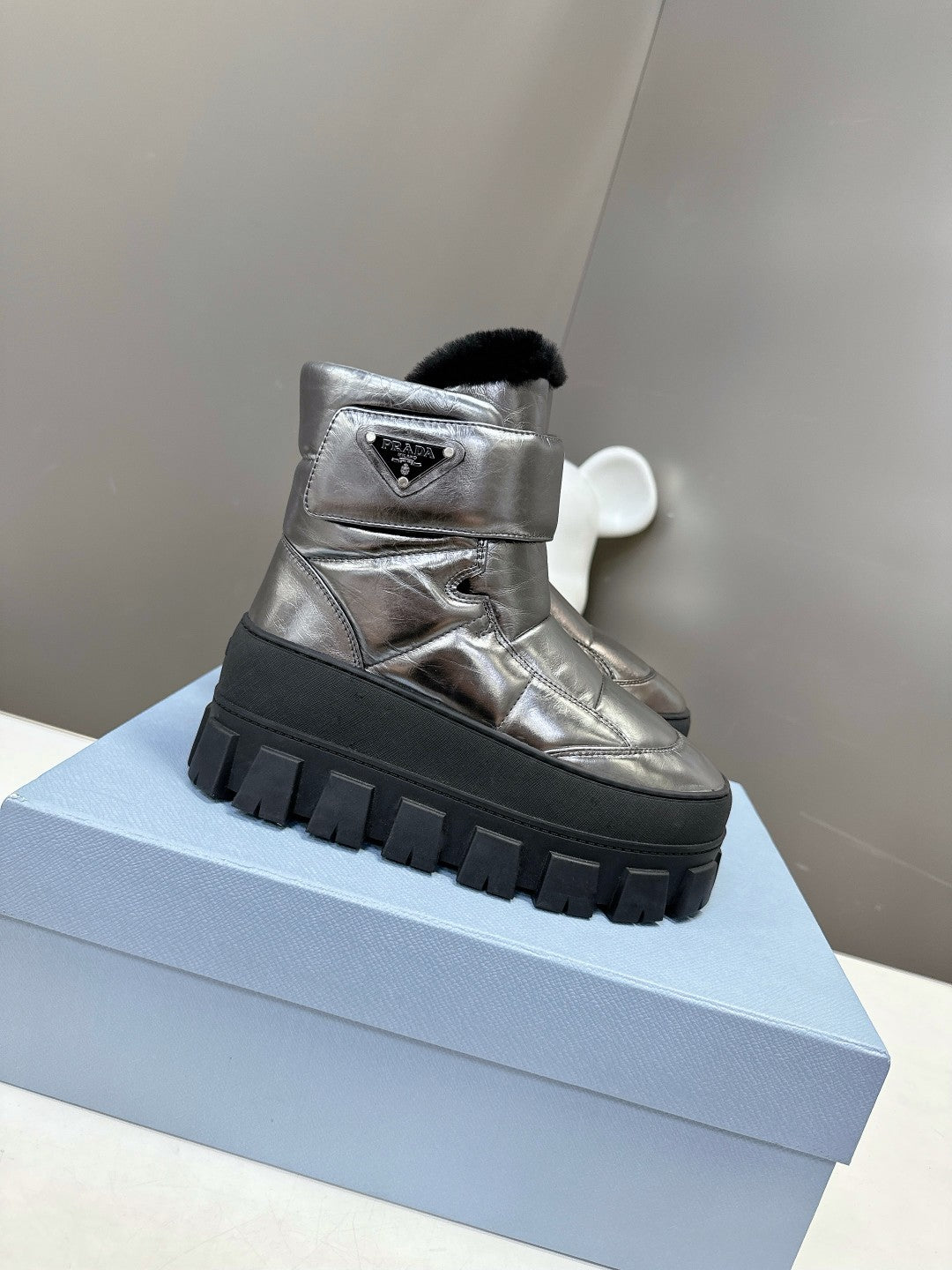 Prada 26s Platform Snow Boots With Strap Cowhide 951769
