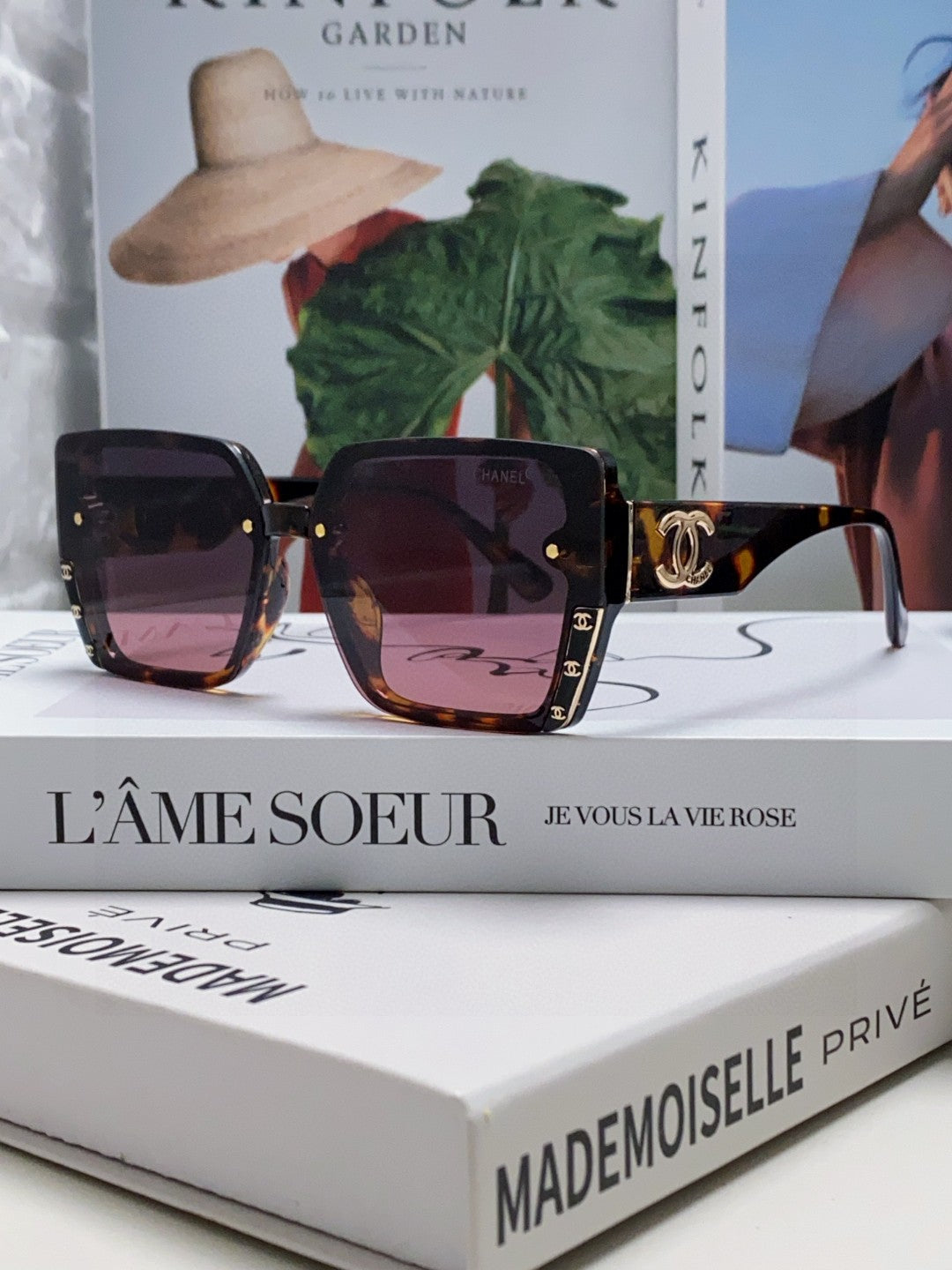 CC Sunglasses 429525