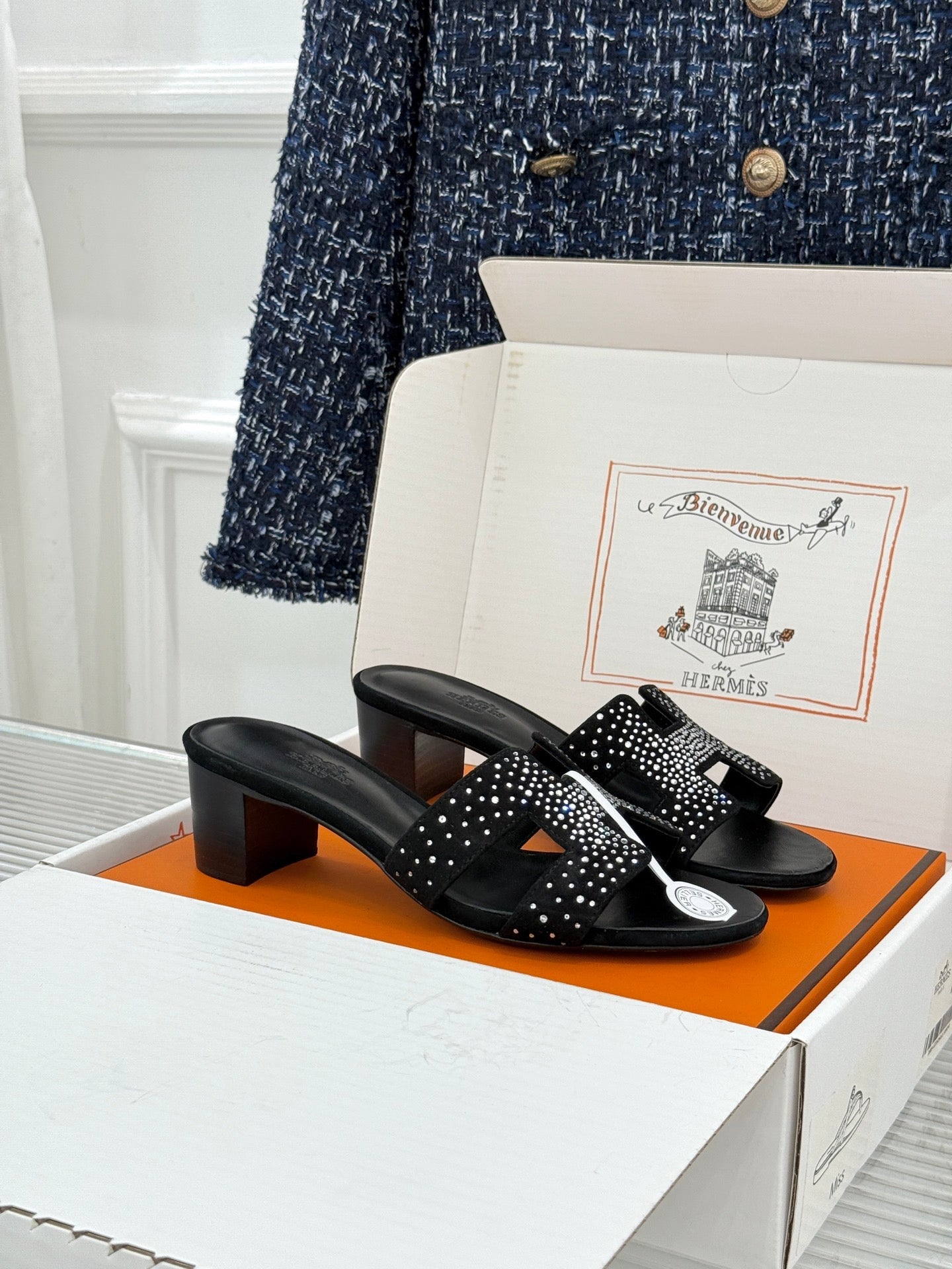 HM 26s Oran Sandals 5cm With Crystal-Embellished Suede 991872