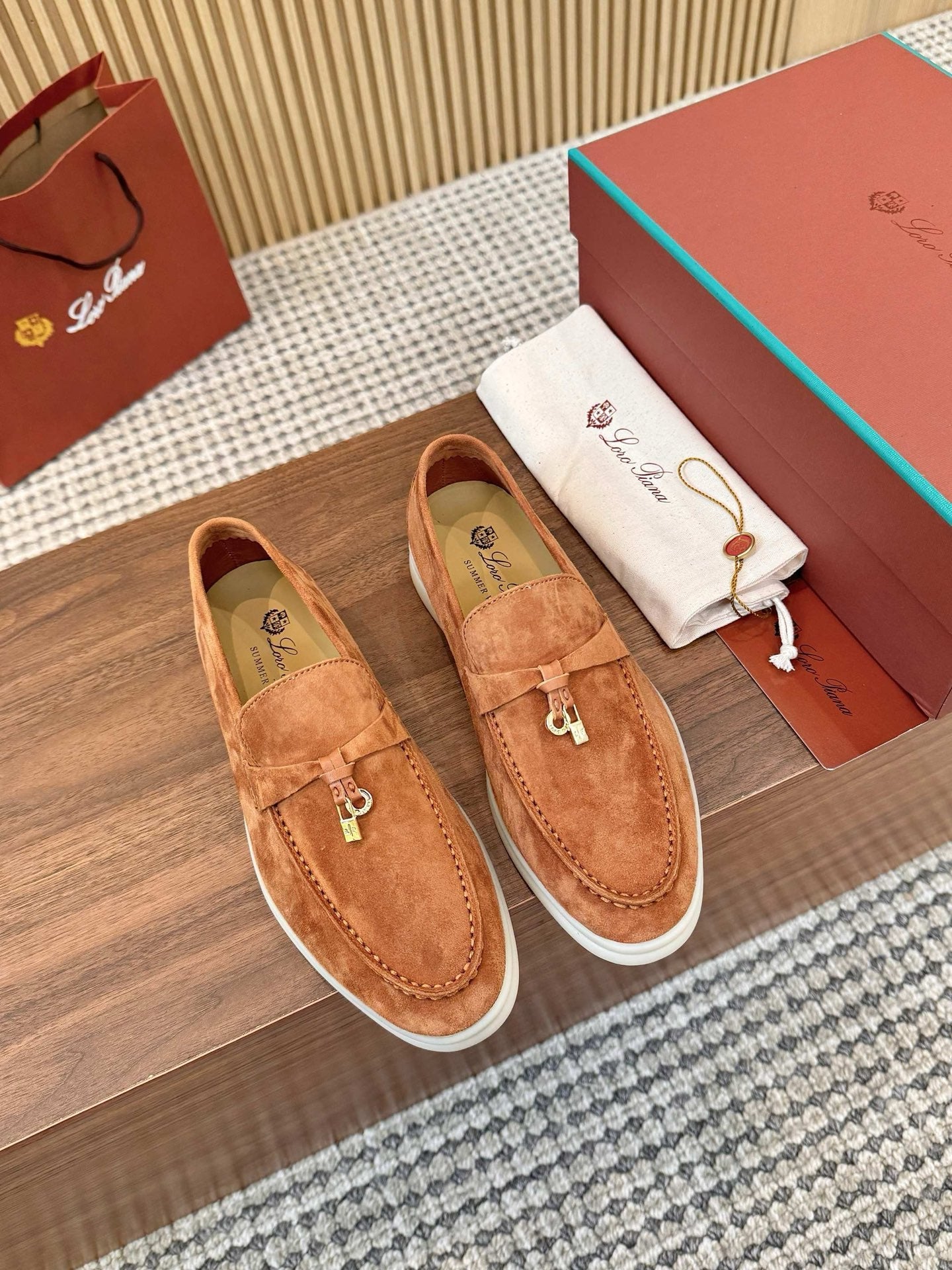 LP 26s Summer Charms Slipper Walk Suede 953314