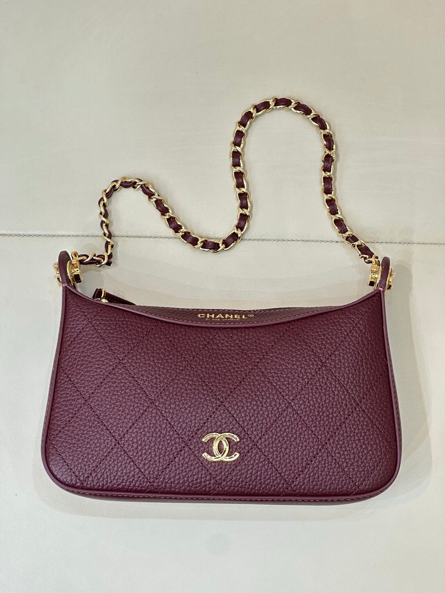 CC 26s Crescent Moon Armband Bag Grained Calfskin 996783