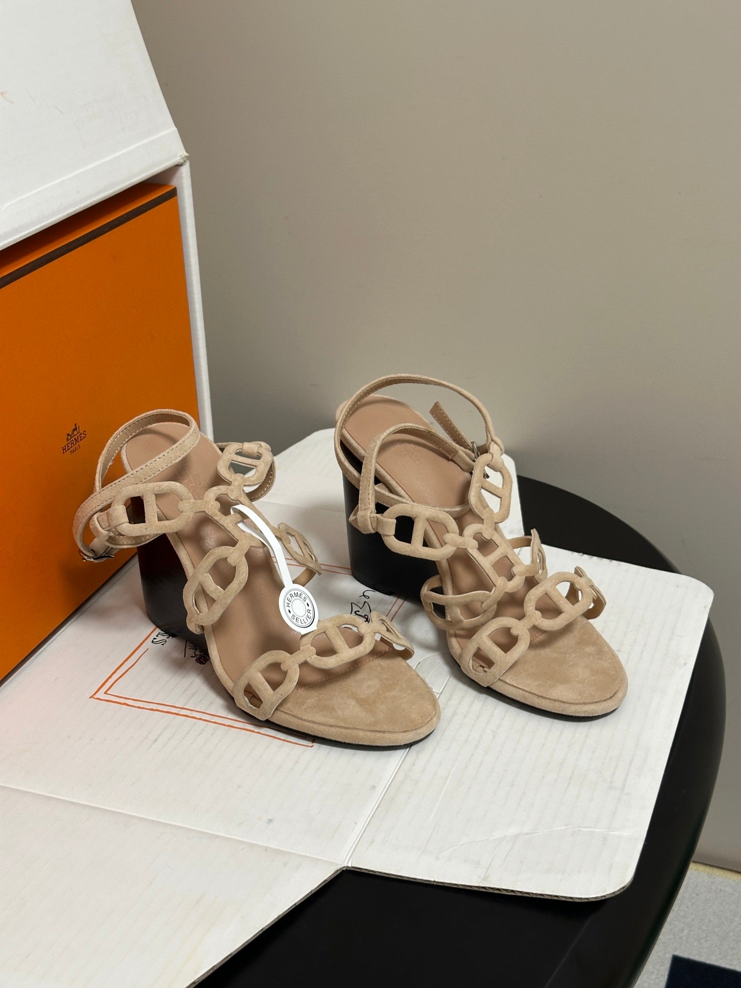 HM 26s Noumea 85 Sandals 8.5cm Leather 185843