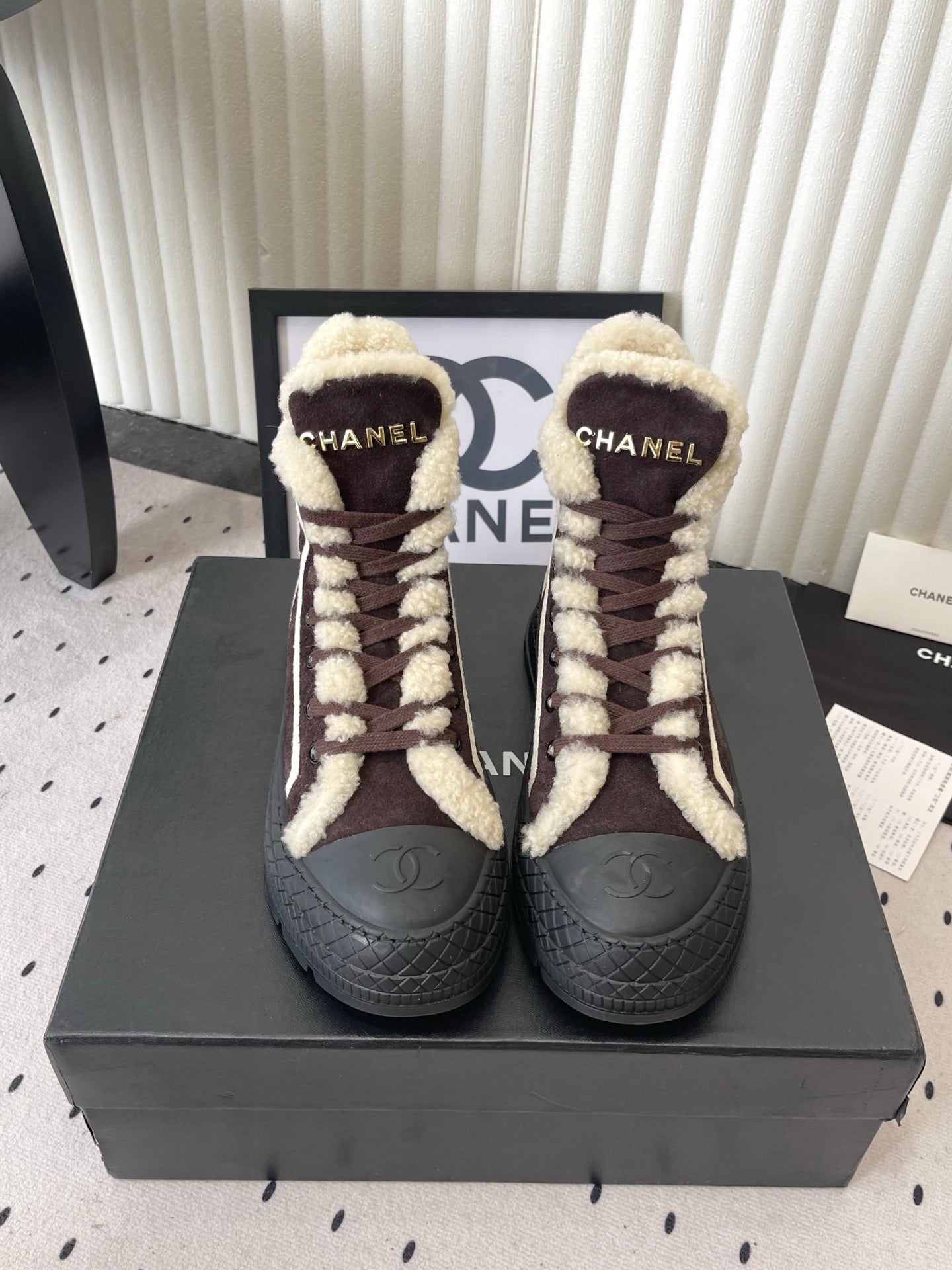Chanel FW26 High-Top Sneakers Shearling 190035