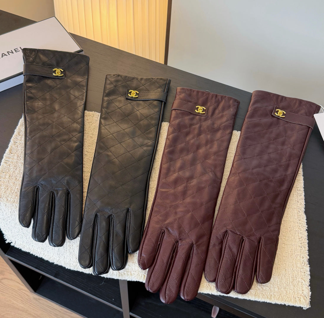 CC 26s Gloves Lambskin 556299