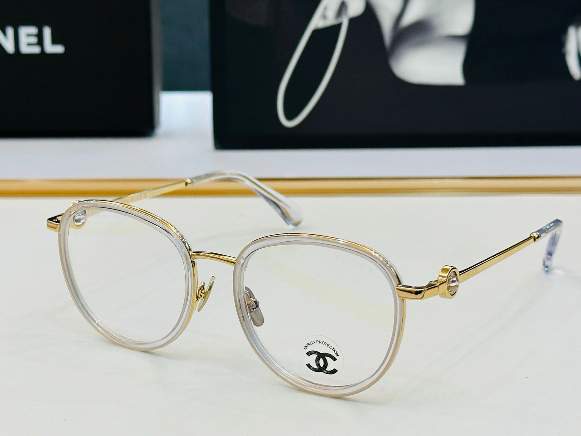 Chanel Sunglasses 697201