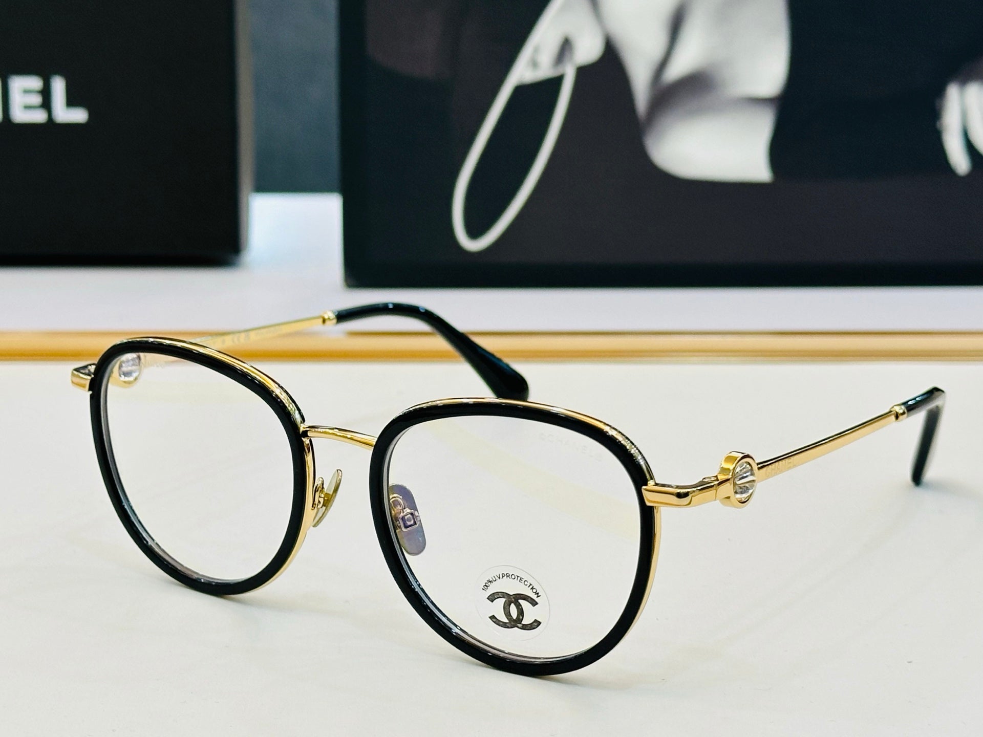 Chanel Sunglasses 697201