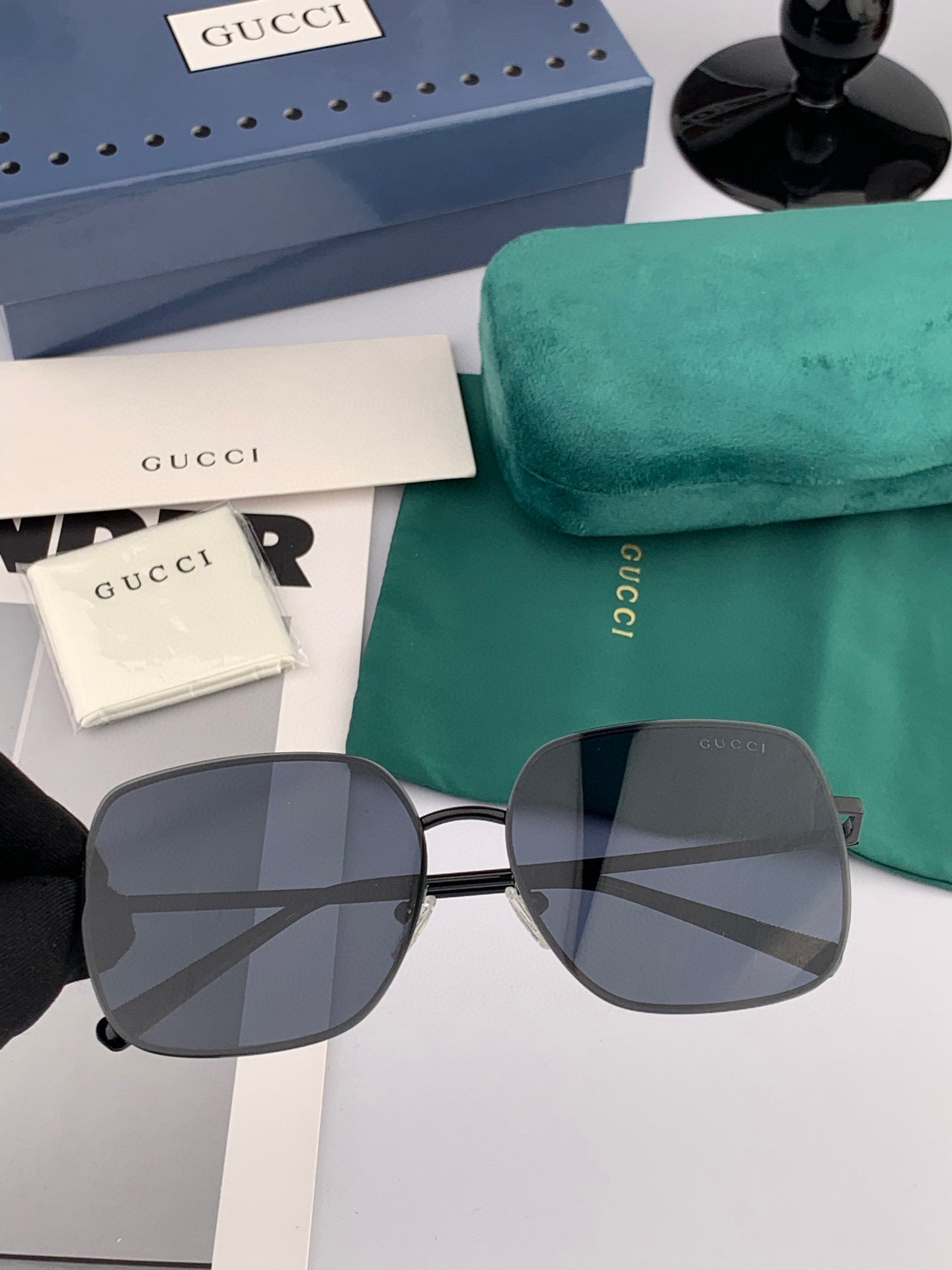 SQUARE FRAME SUNGLASSES G2374 IN METAL