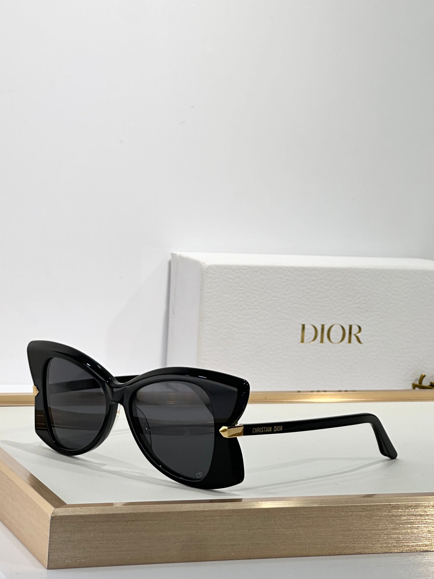 Dior Sunglasses 690884
