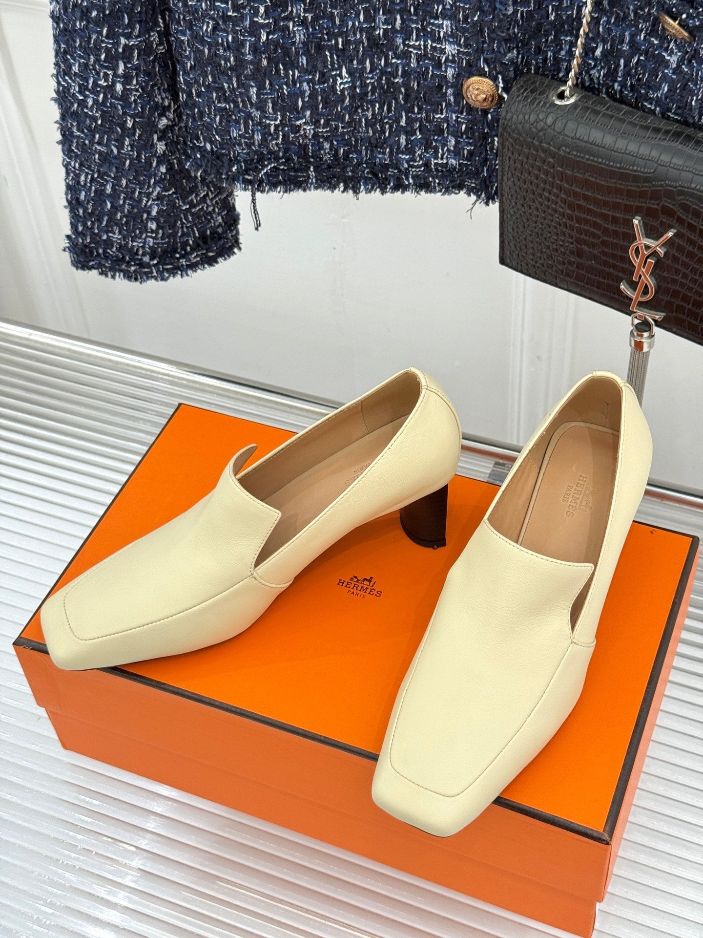 Hermes 26s Jada Pumps 6cm Leather 174795