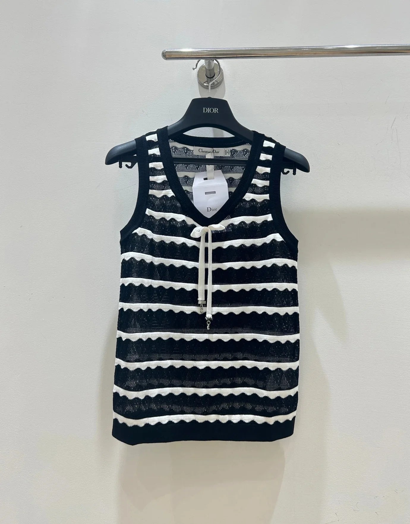 Dior 2026 Knit Vest Black And White Bow Detail Tencel 479351